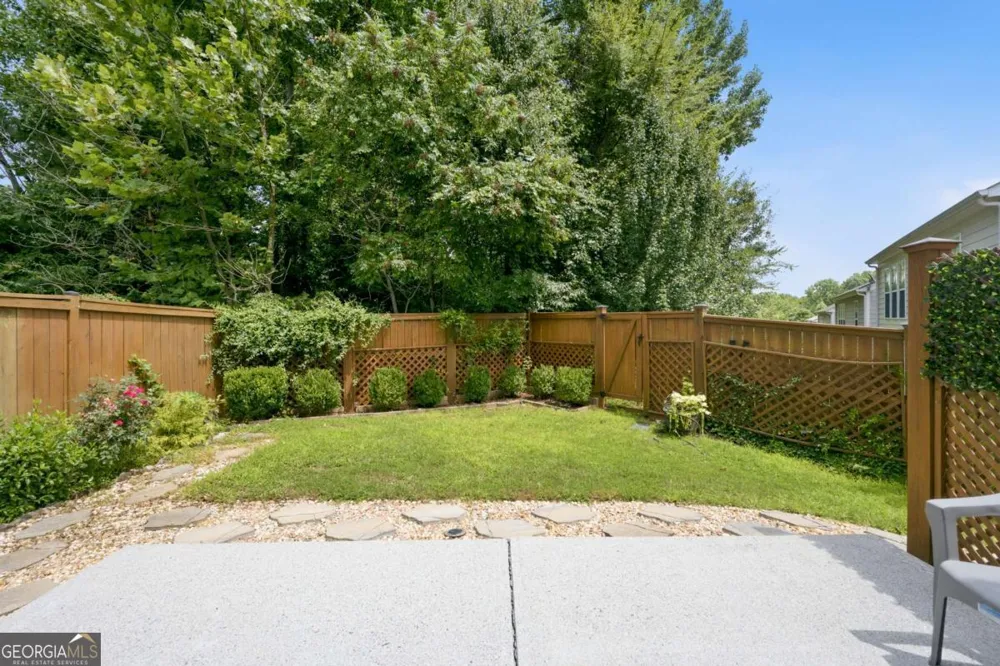 251 Balaban CIR Woodstock, GA 30188