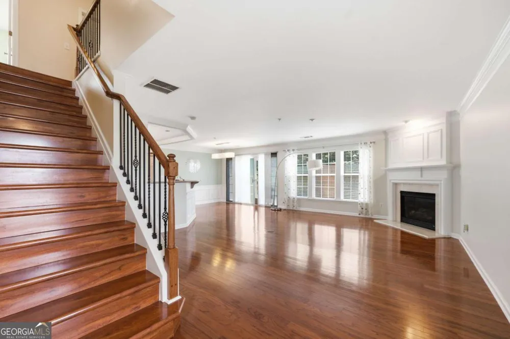 251 Balaban CIR Woodstock, GA 30188