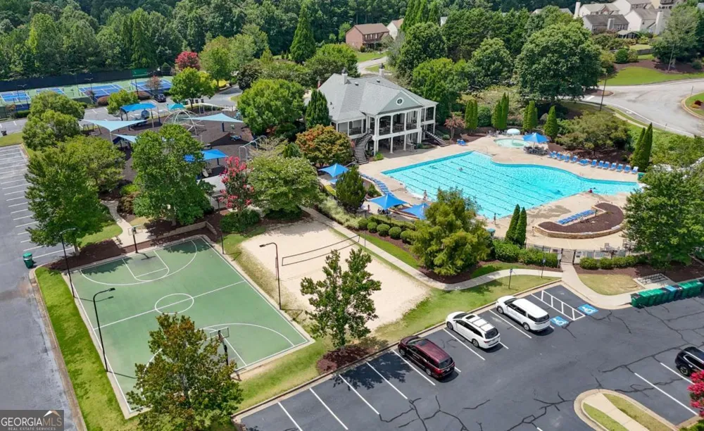251 Balaban CIR Woodstock, GA 30188