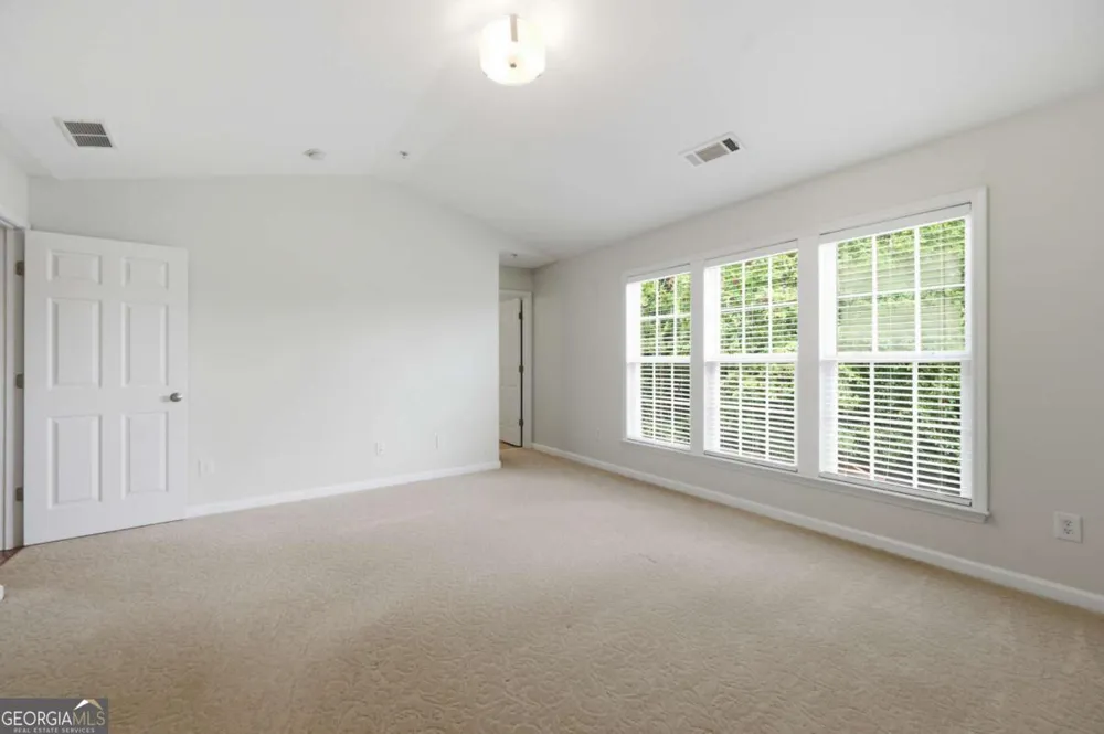 251 Balaban CIR Woodstock, GA 30188