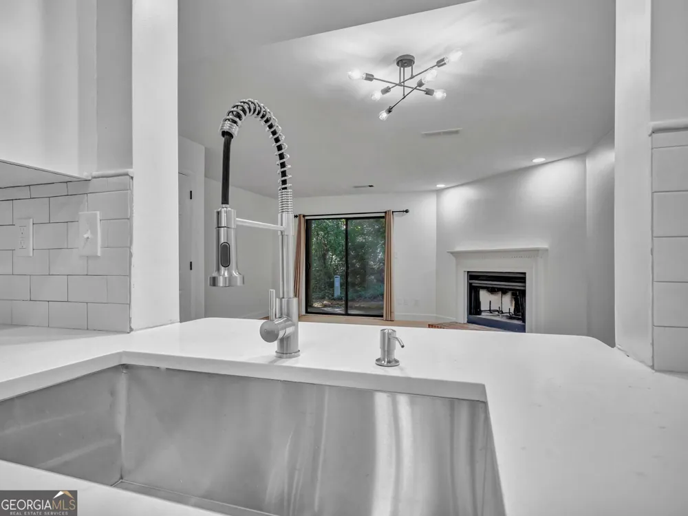 3018 Steeplechase Alpharetta, GA 30004