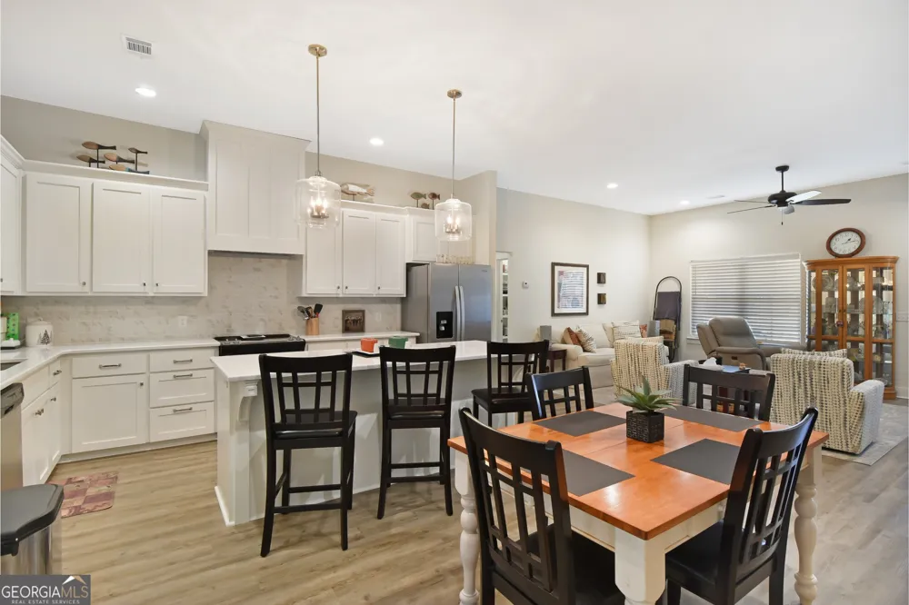 1021 Kyles LOOP NE Townsend, GA 31331