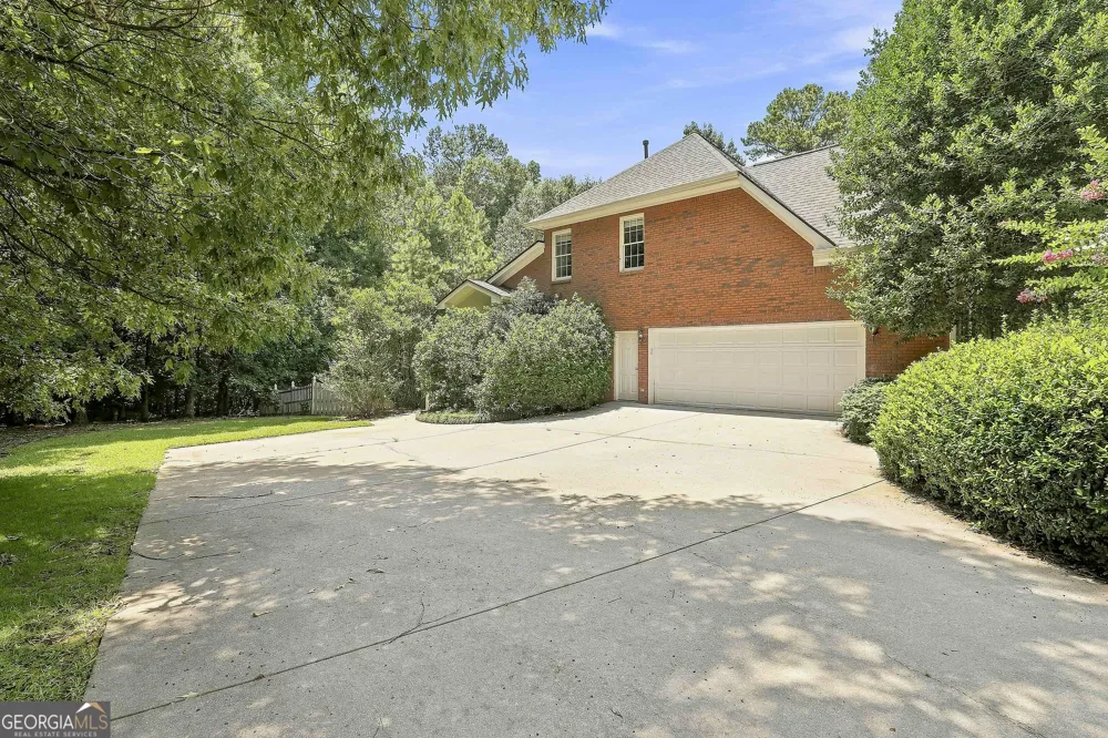 105 Silvermere Fayetteville, GA 30215