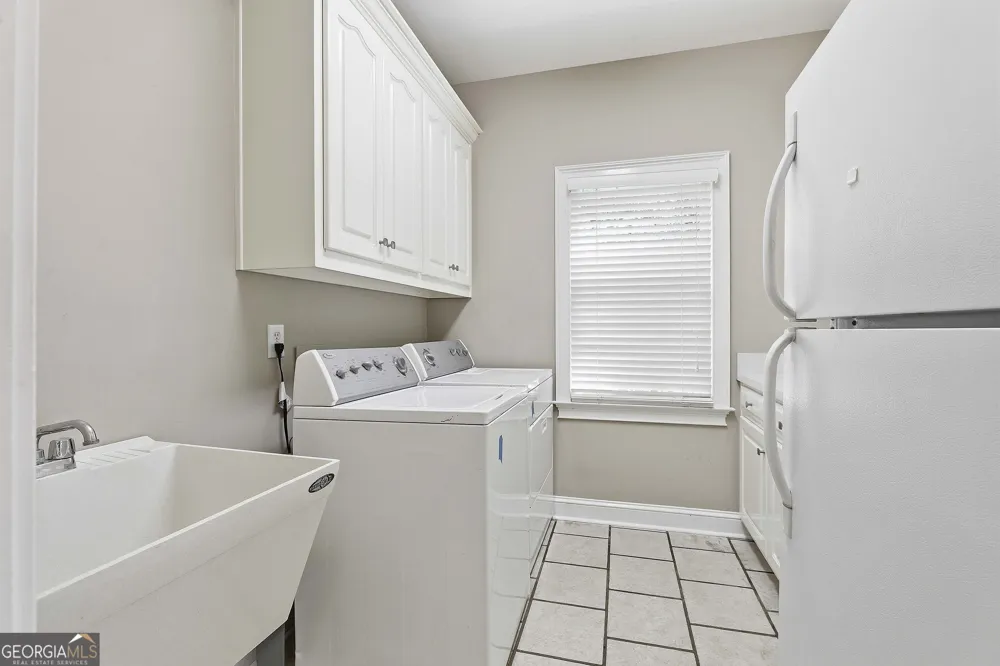 105 Silvermere Fayetteville, GA 30215