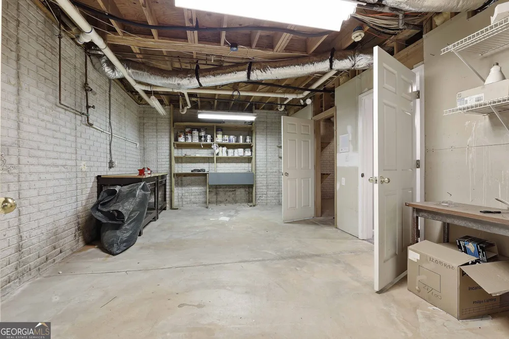 105 Silvermere Fayetteville, GA 30215