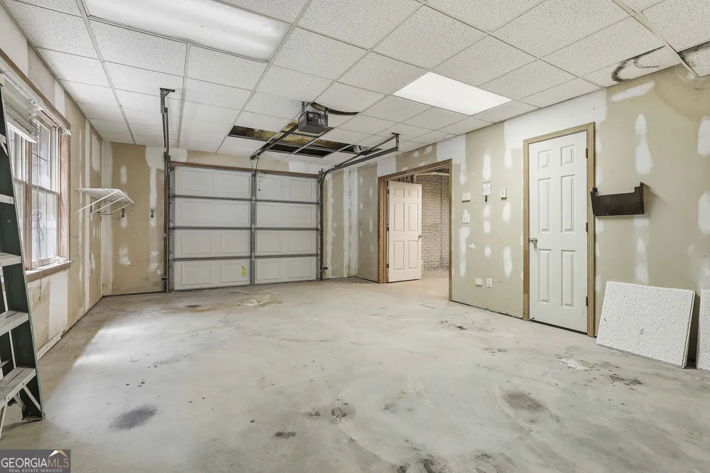 105 Silvermere Fayetteville, GA 30215