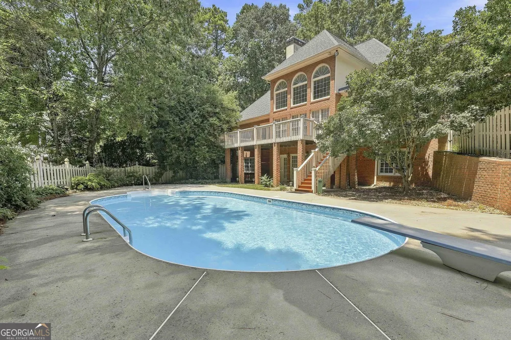 105 Silvermere Fayetteville, GA 30215