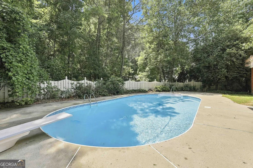 105 Silvermere Fayetteville, GA 30215