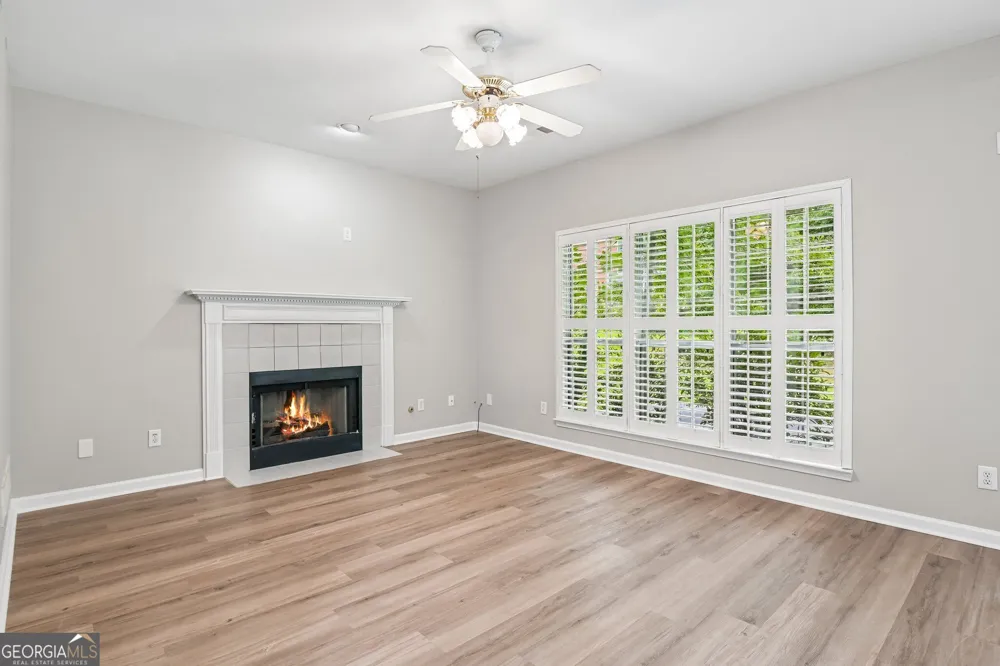 120 Heritage CT Fayetteville, GA 30214