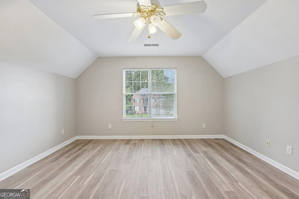120 Heritage CT Fayetteville, GA 30214