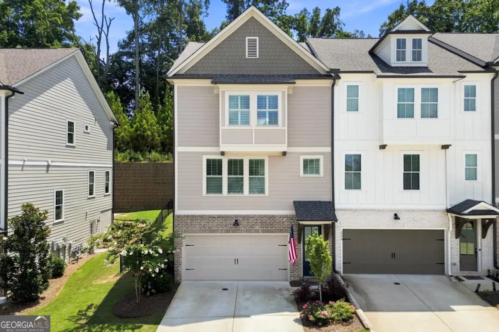 252 Retreat LN Canton, GA 30114