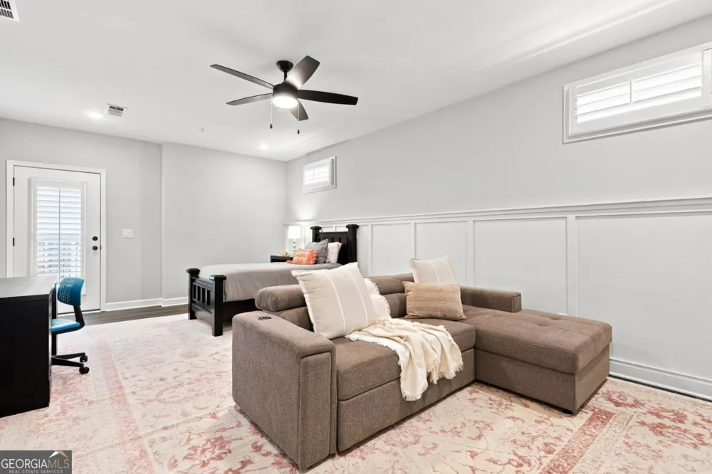252 Retreat LN Canton, GA 30114