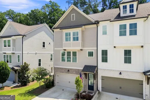 252 Retreat LN