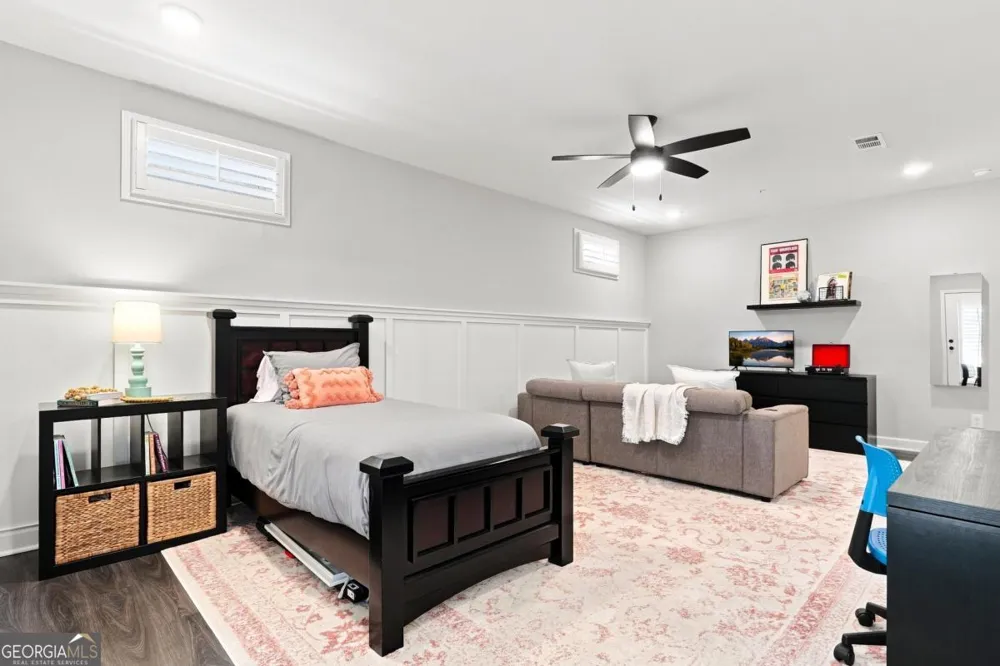 252 Retreat LN Canton, GA 30114