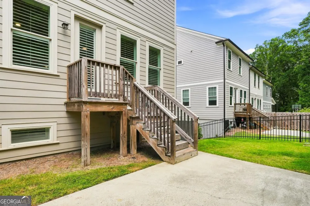 252 Retreat LN Canton, GA 30114