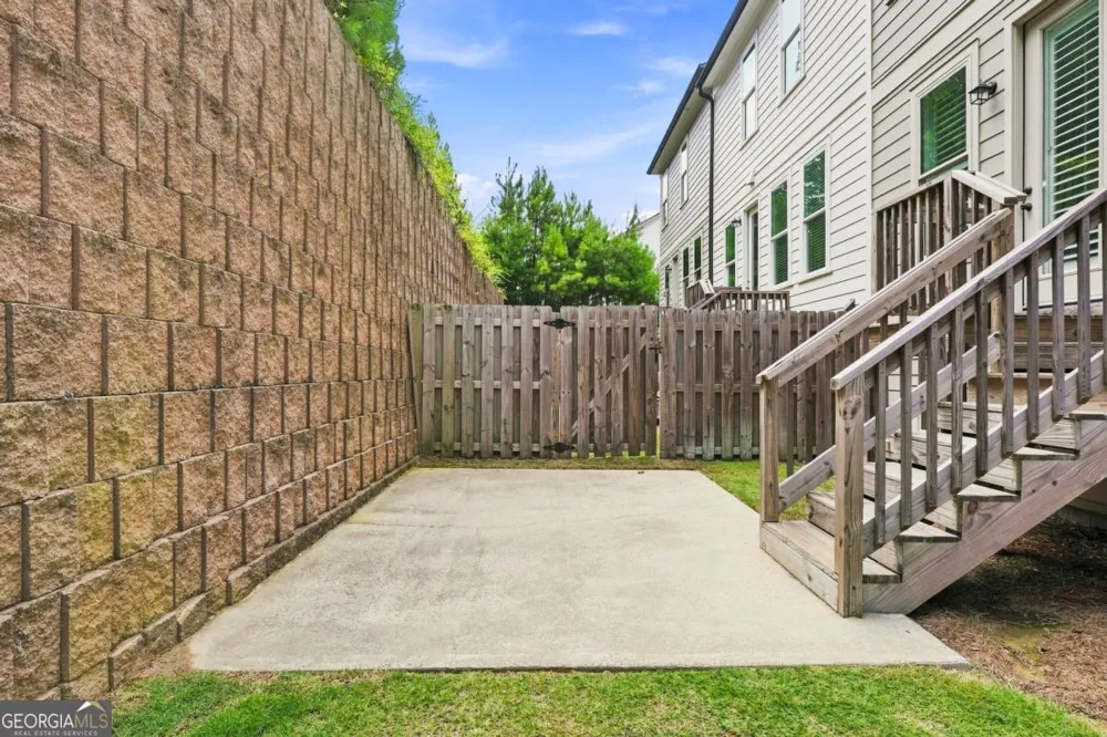252 Retreat LN Canton, GA 30114
