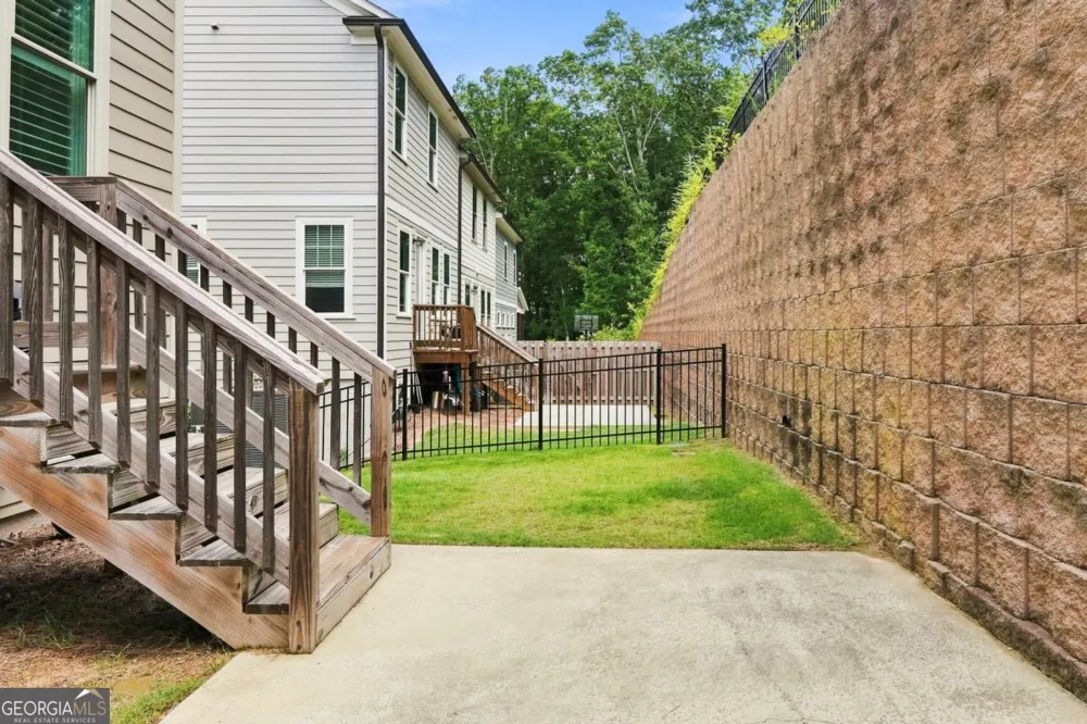 252 Retreat LN Canton, GA 30114