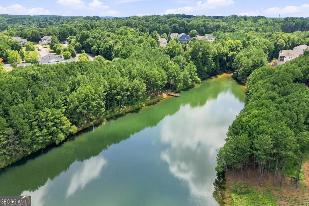 252 Retreat LN Canton, GA 30114