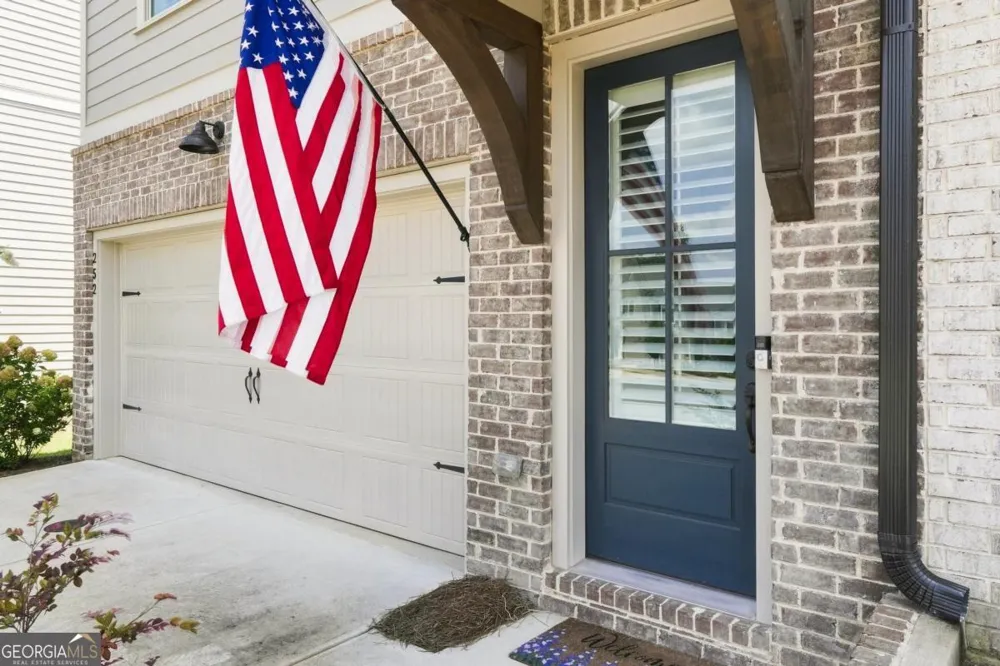 252 Retreat LN Canton, GA 30114
