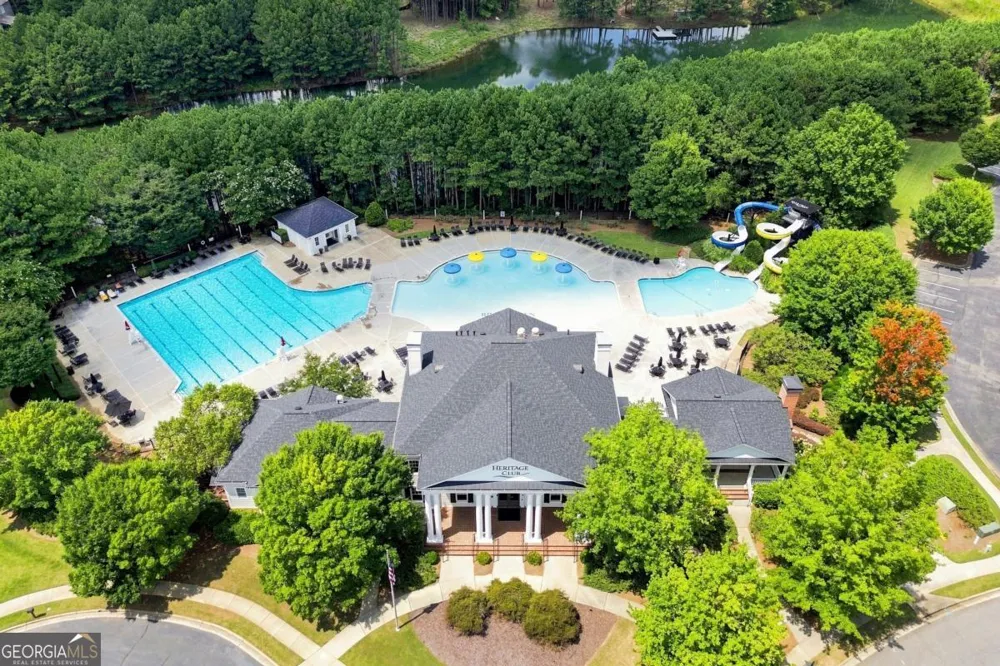 252 Retreat LN Canton, GA 30114