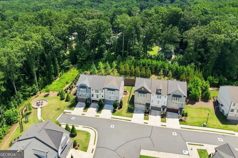 252 Retreat LN Canton, GA 30114