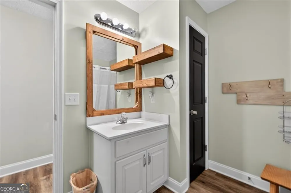 89 Katie Spring LN Jefferson, GA 30549