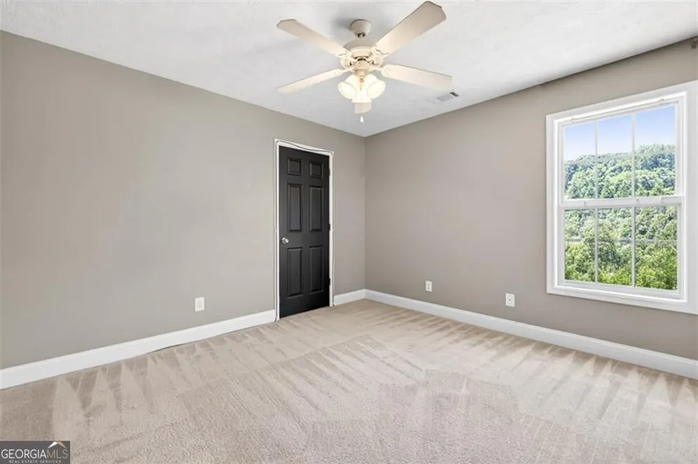 89 Katie Spring LN Jefferson, GA 30549