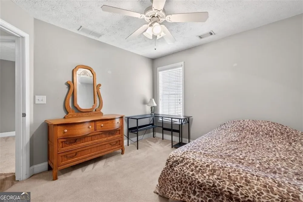 89 Katie Spring LN Jefferson, GA 30549