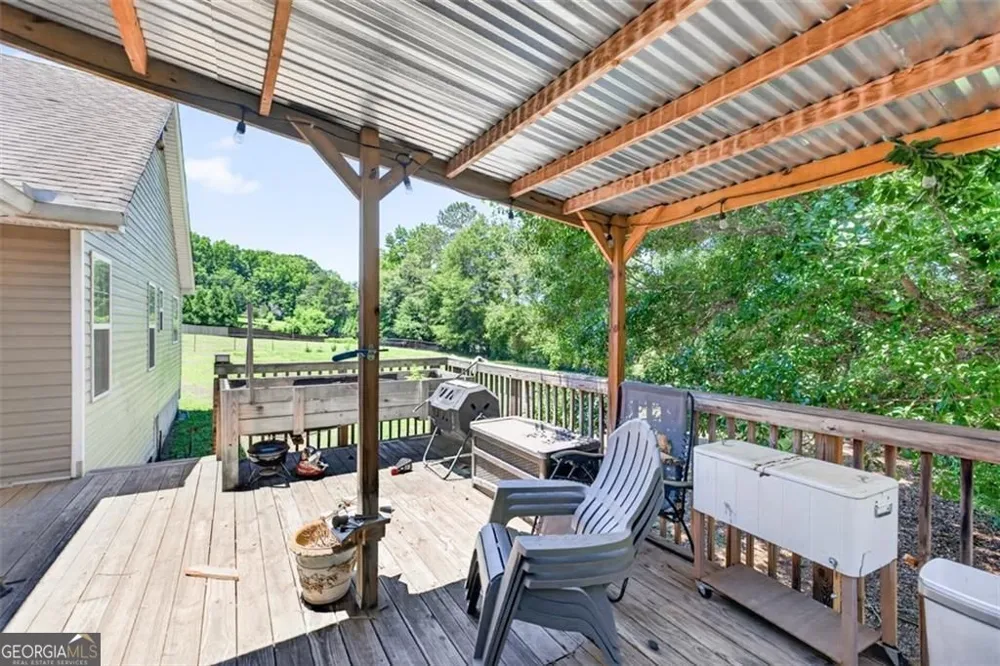 89 Katie Spring LN Jefferson, GA 30549