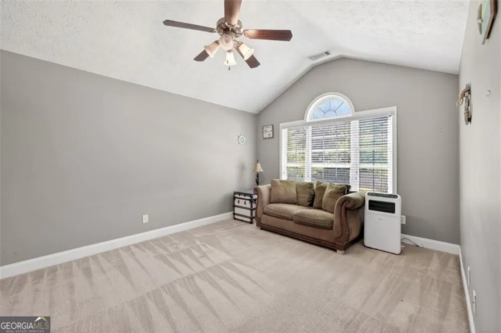 89 Katie Spring LN Jefferson, GA 30549