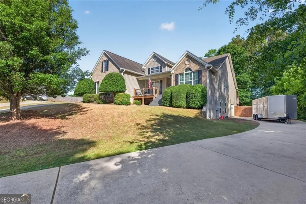 89 Katie Spring LN Jefferson, GA 30549