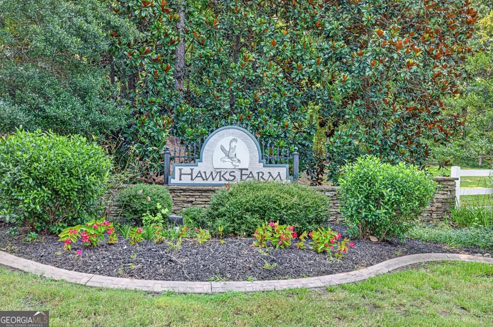 27 Hawks Farm RD White, GA 30184