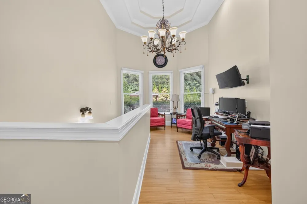 27 Hawks Farm RD White, GA 30184