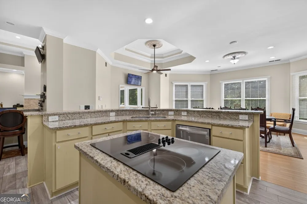 27 Hawks Farm RD White, GA 30184