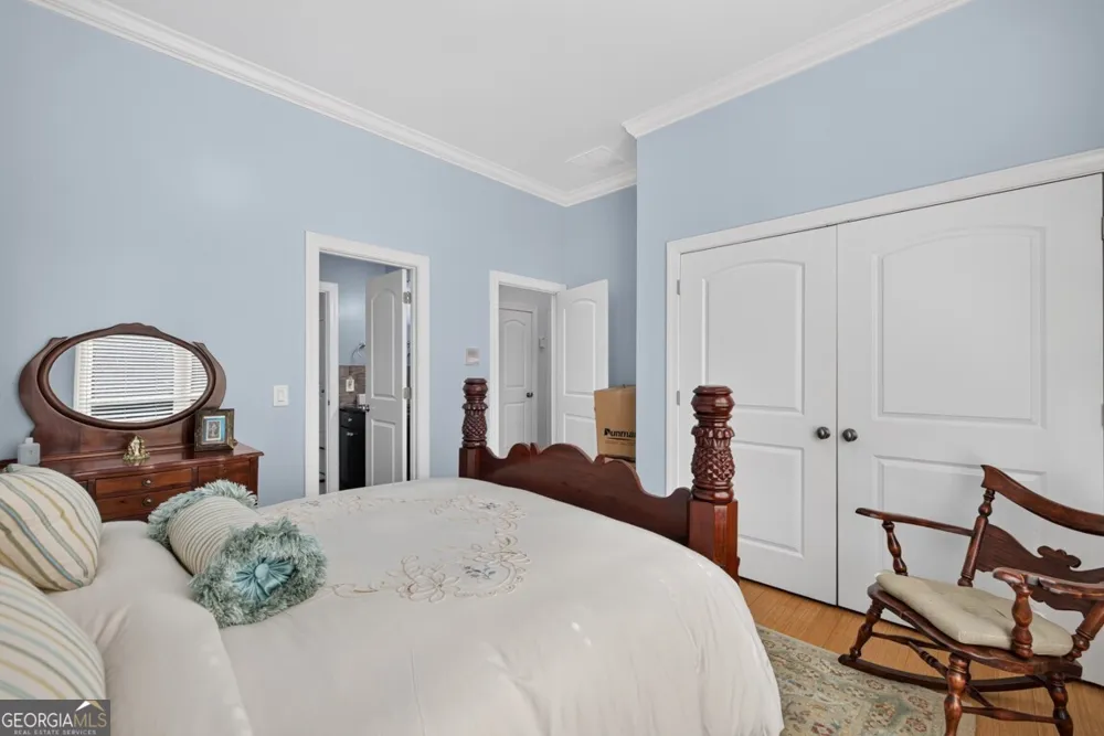 27 Hawks Farm RD White, GA 30184