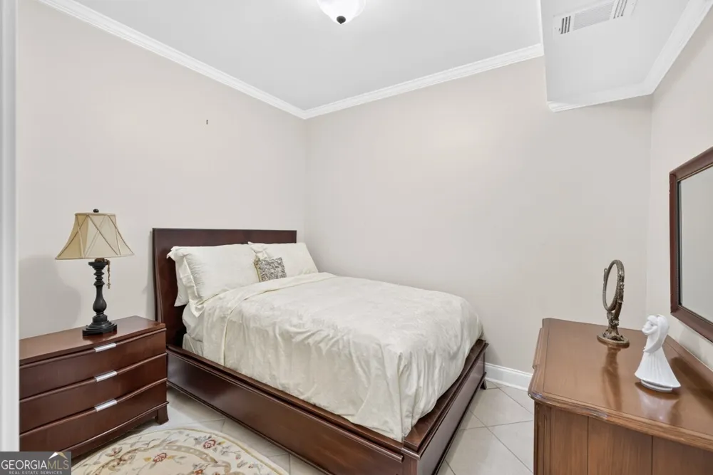 27 Hawks Farm RD White, GA 30184