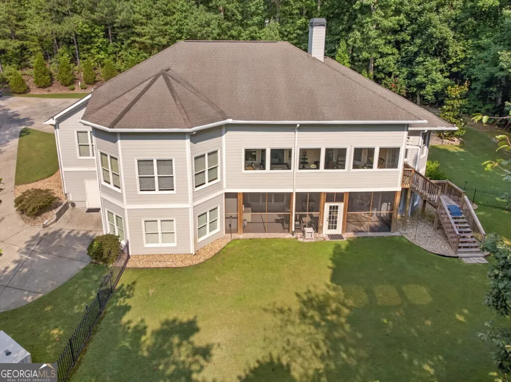27 Hawks Farm RD White, GA 30184