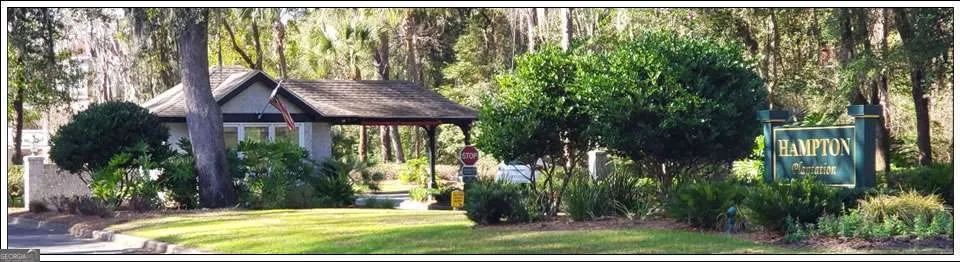 120 Montrose St. Simons, GA 31522