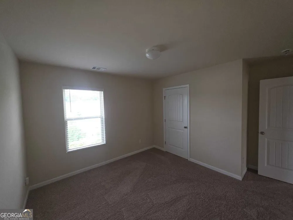 3877 Makeover CT South Fulton, GA 30349