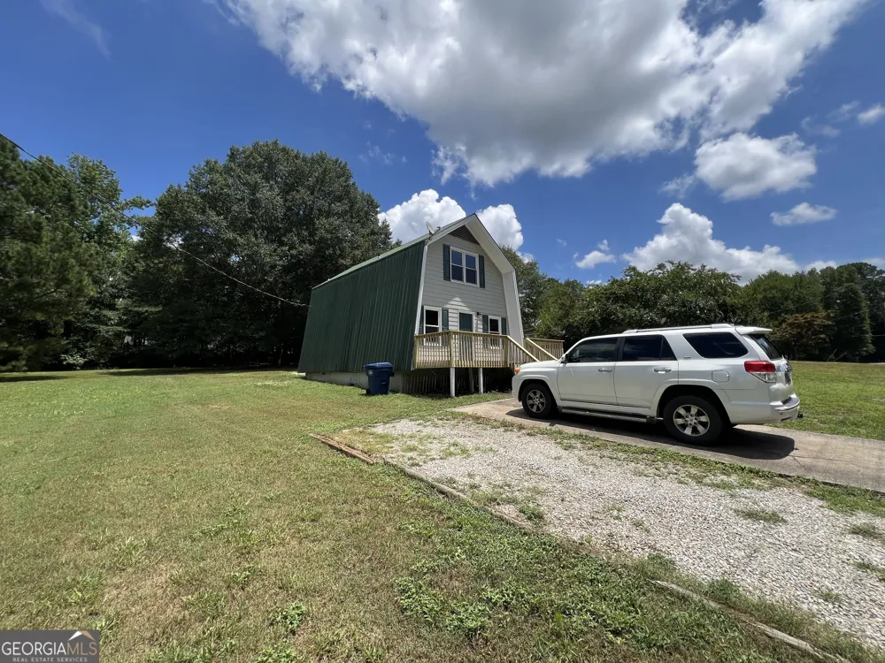 943 GRIER RD Winder, GA 30680