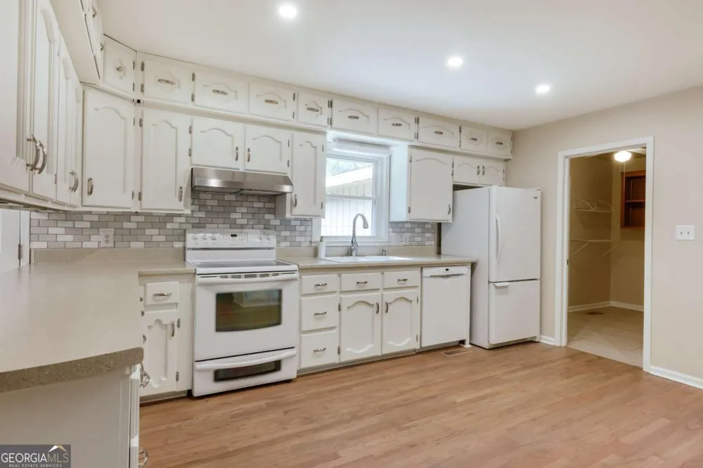 110 Pioneer DR Athens, GA 30605