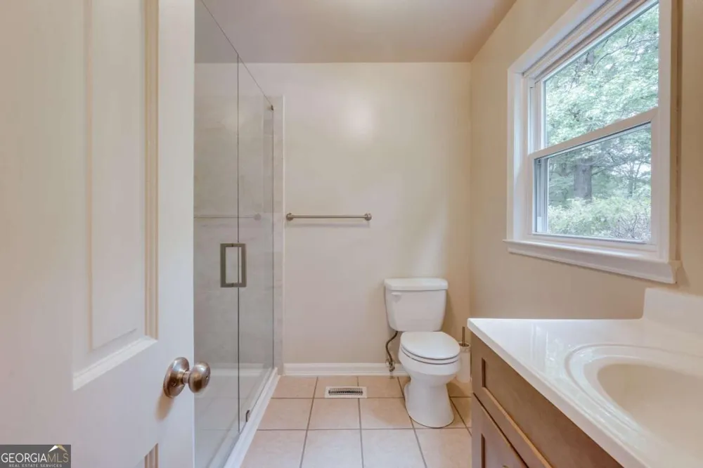 110 Pioneer DR Athens, GA 30605