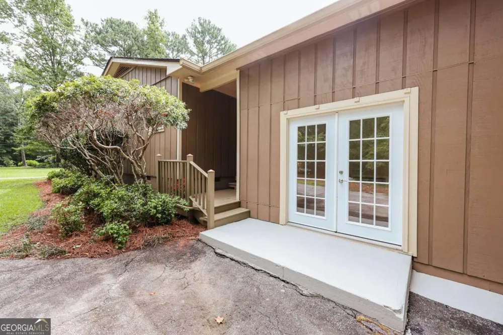 110 Pioneer DR Athens, GA 30605