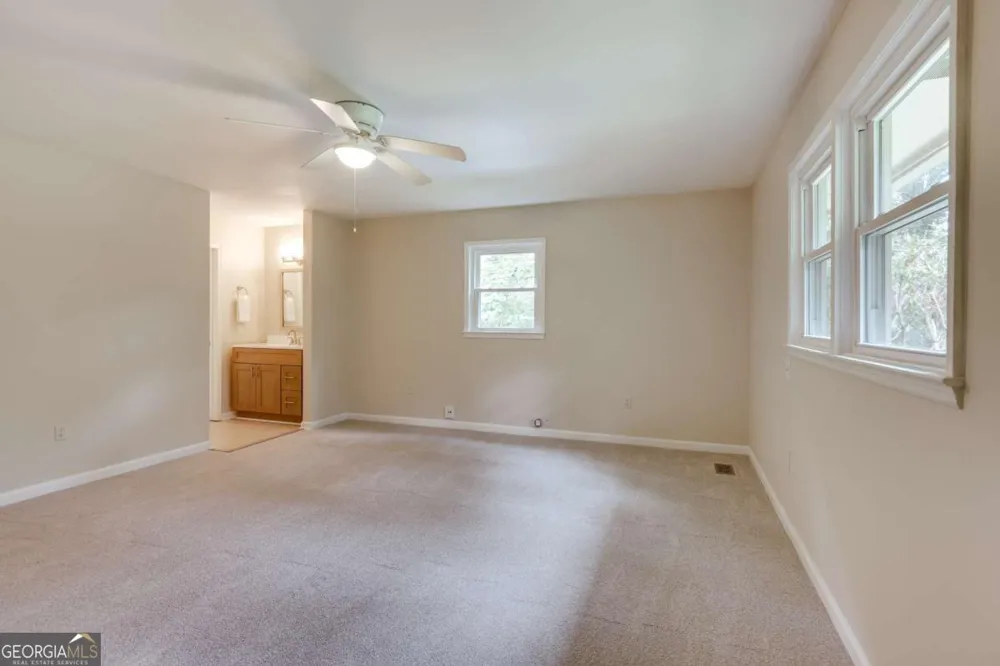 110 Pioneer DR Athens, GA 30605