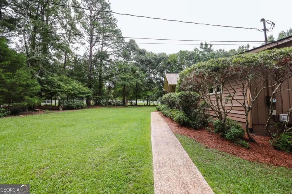 110 Pioneer DR Athens, GA 30605