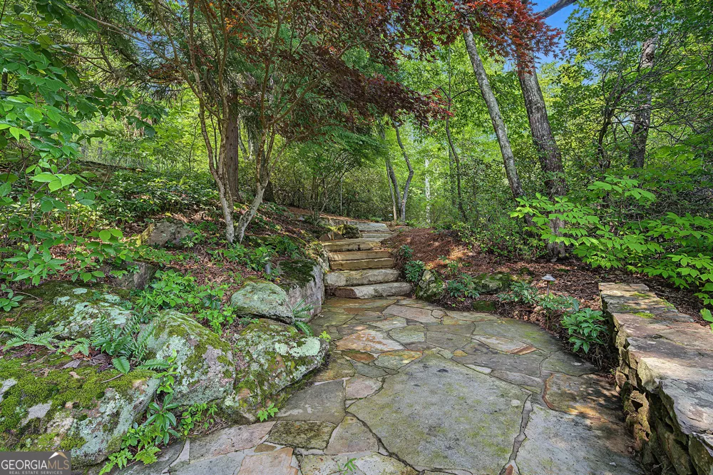 4616 & 4237 Crow Creek RD Lakemont, GA 30552