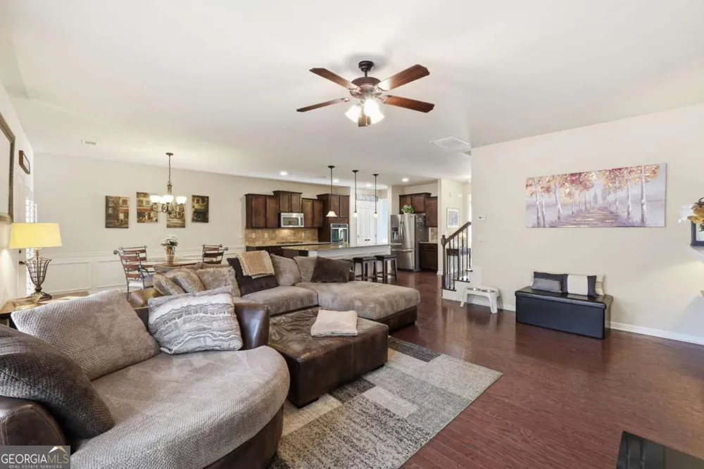 7232 Lake Sterling BLVD Flowery Branch, GA 30542