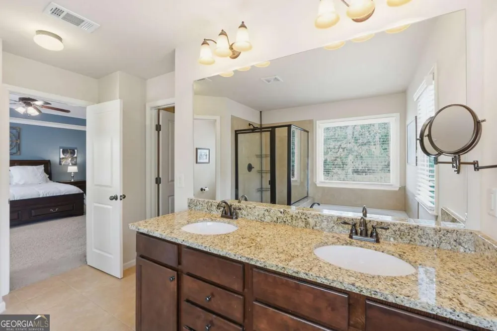 7232 Lake Sterling BLVD Flowery Branch, GA 30542