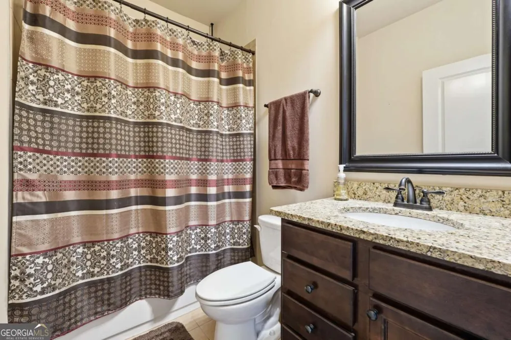 7232 Lake Sterling BLVD Flowery Branch, GA 30542