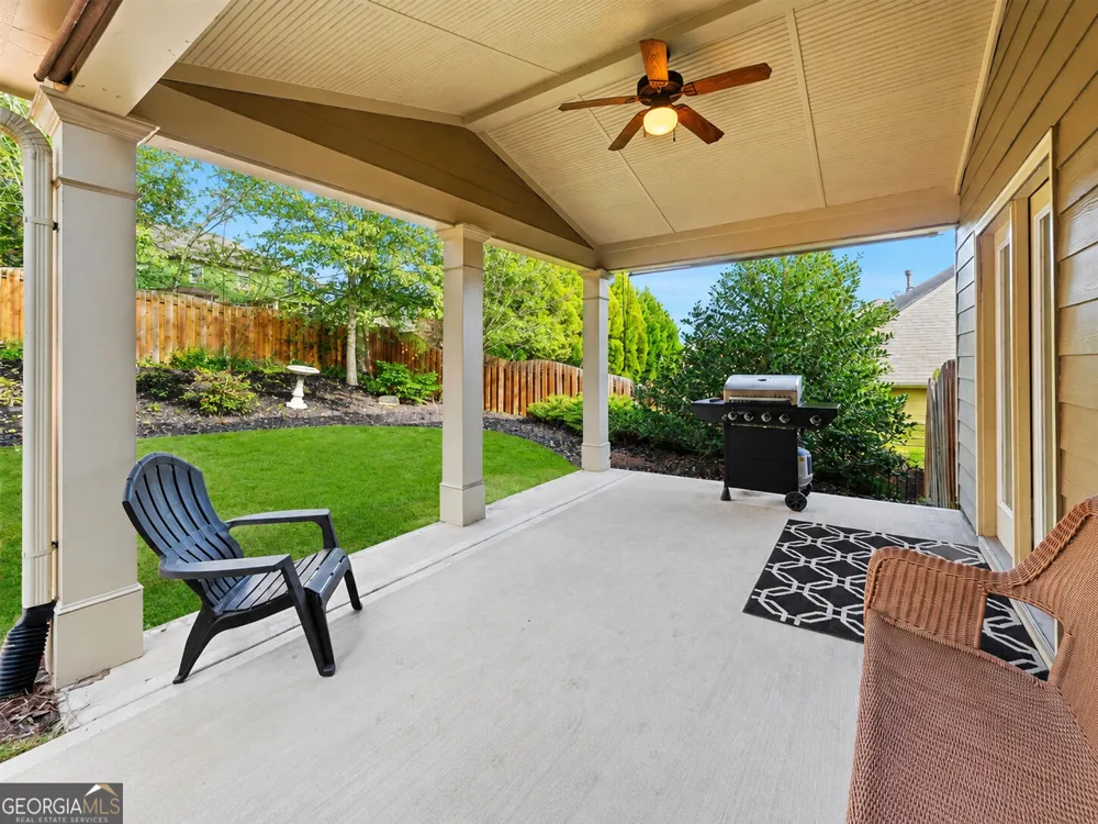 7232 Lake Sterling BLVD Flowery Branch, GA 30542